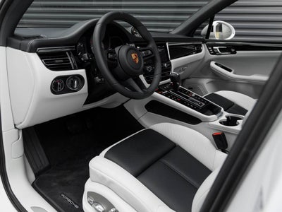 2026 Porsche Macan Macan S