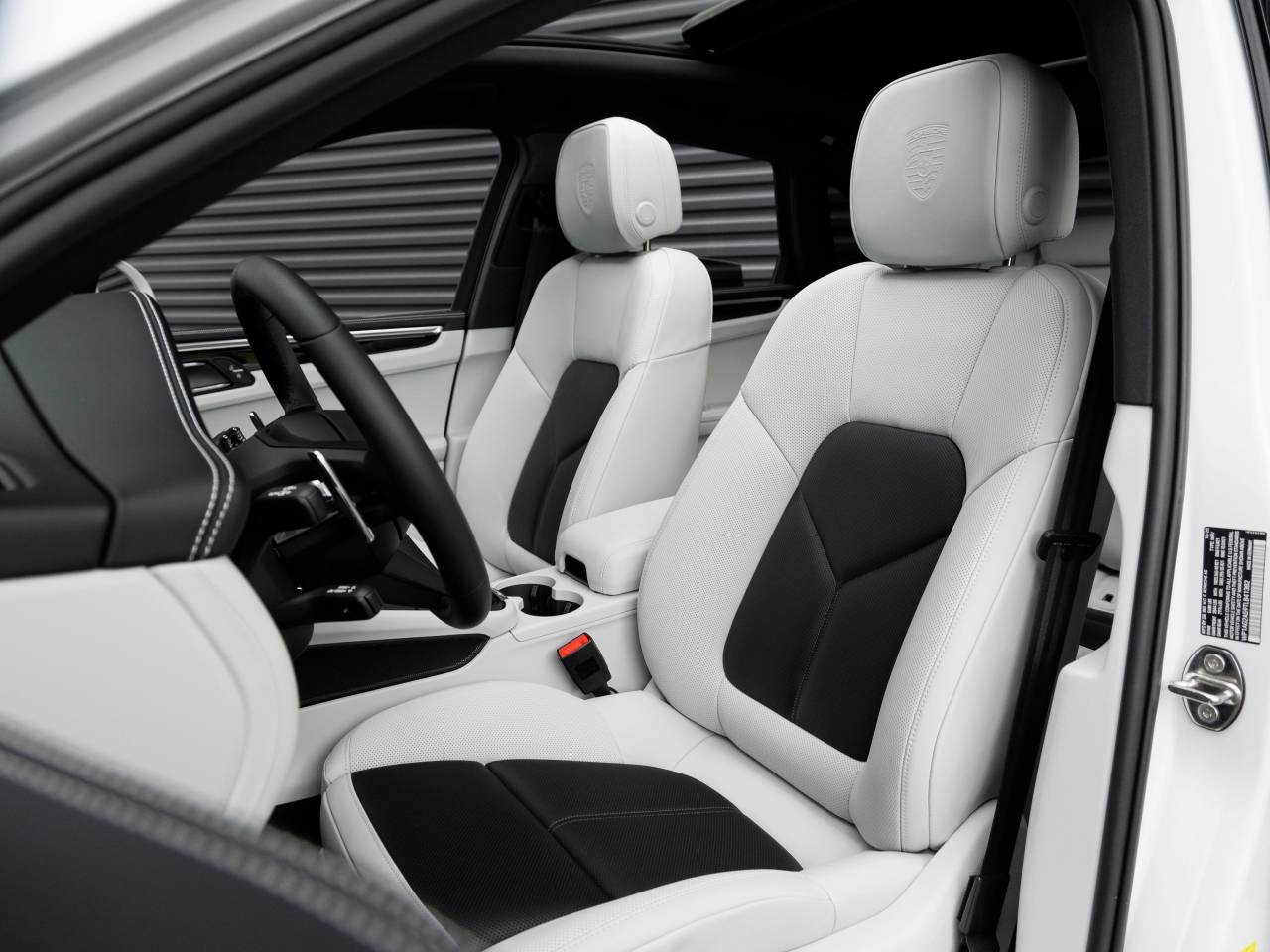 2026 Porsche Macan Macan S