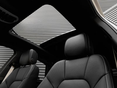 2026 Porsche Macan Macan S