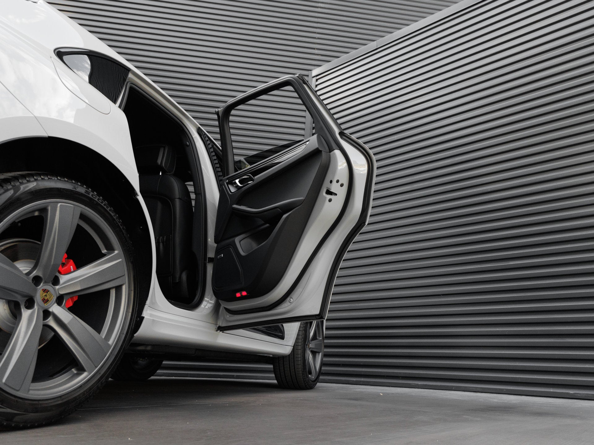 2026 Porsche Macan Macan S