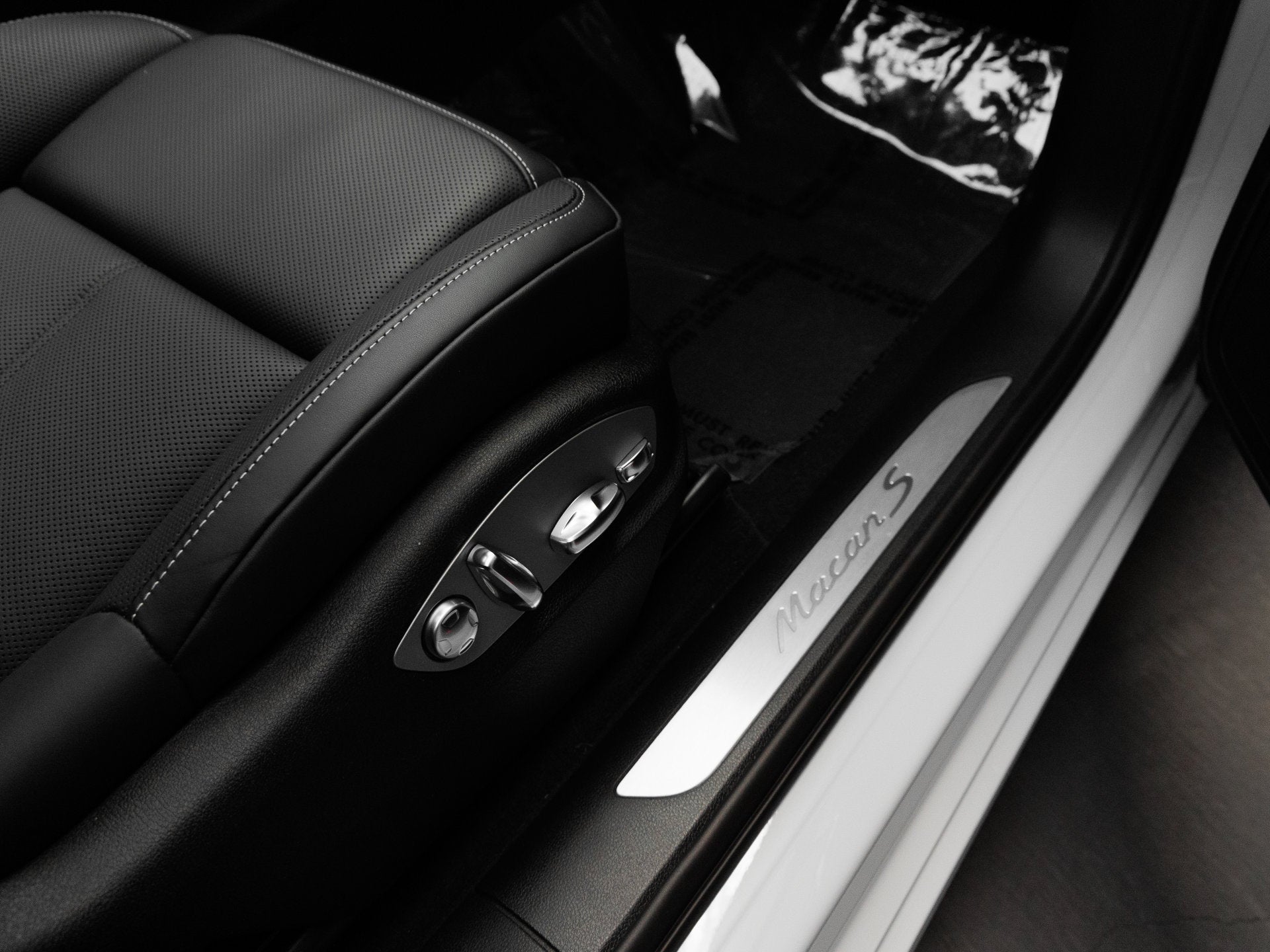 2026 Porsche Macan Macan S