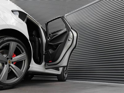 2026 Porsche Macan Macan S