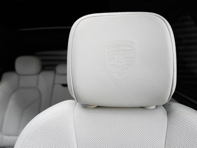 2022 Porsche Macan Macan S