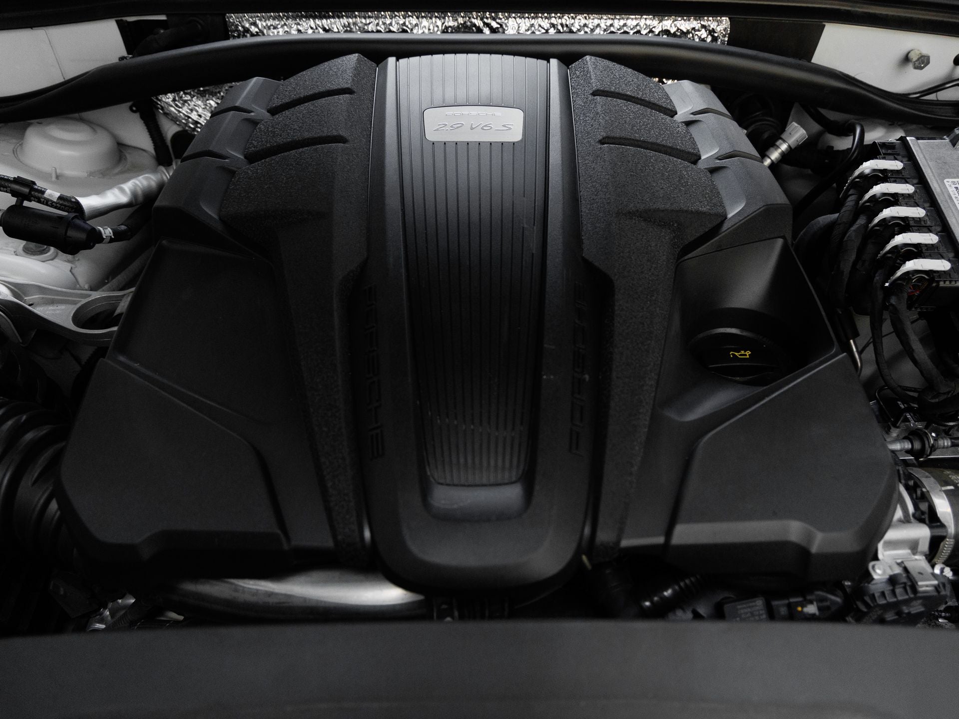 2022 Porsche Macan Macan S