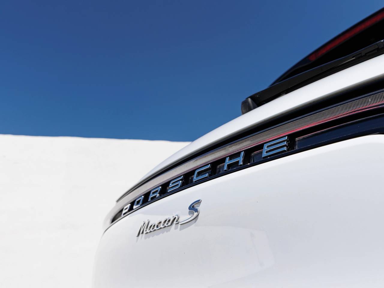 2022 Porsche Macan Macan S