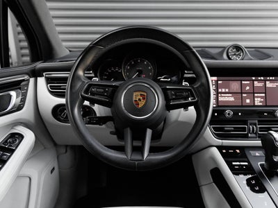 2022 Porsche Macan Macan S