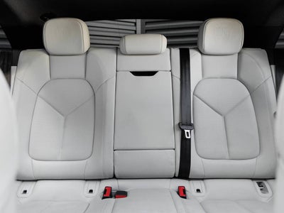 2022 Porsche Macan Macan S