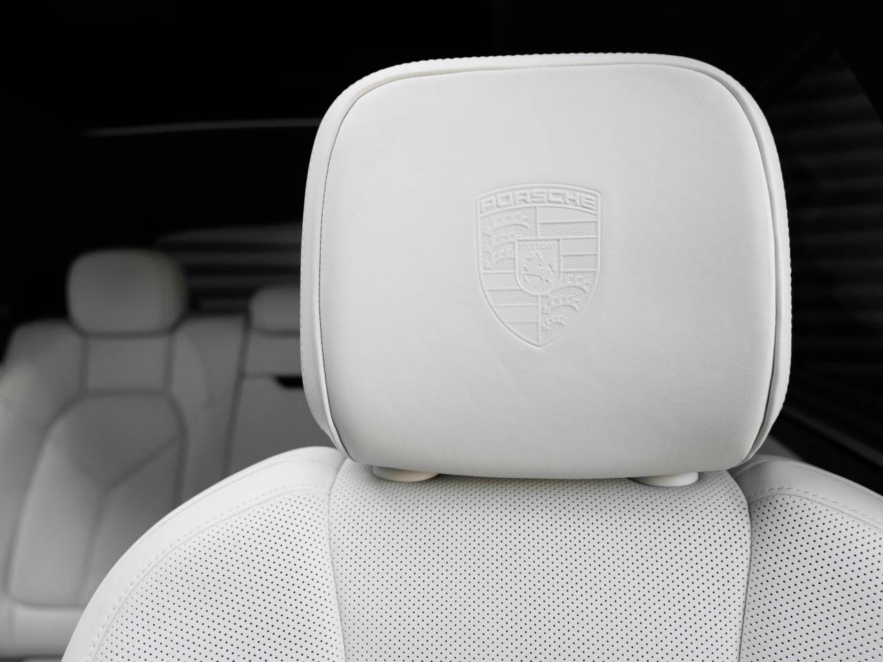 2022 Porsche Macan Macan S