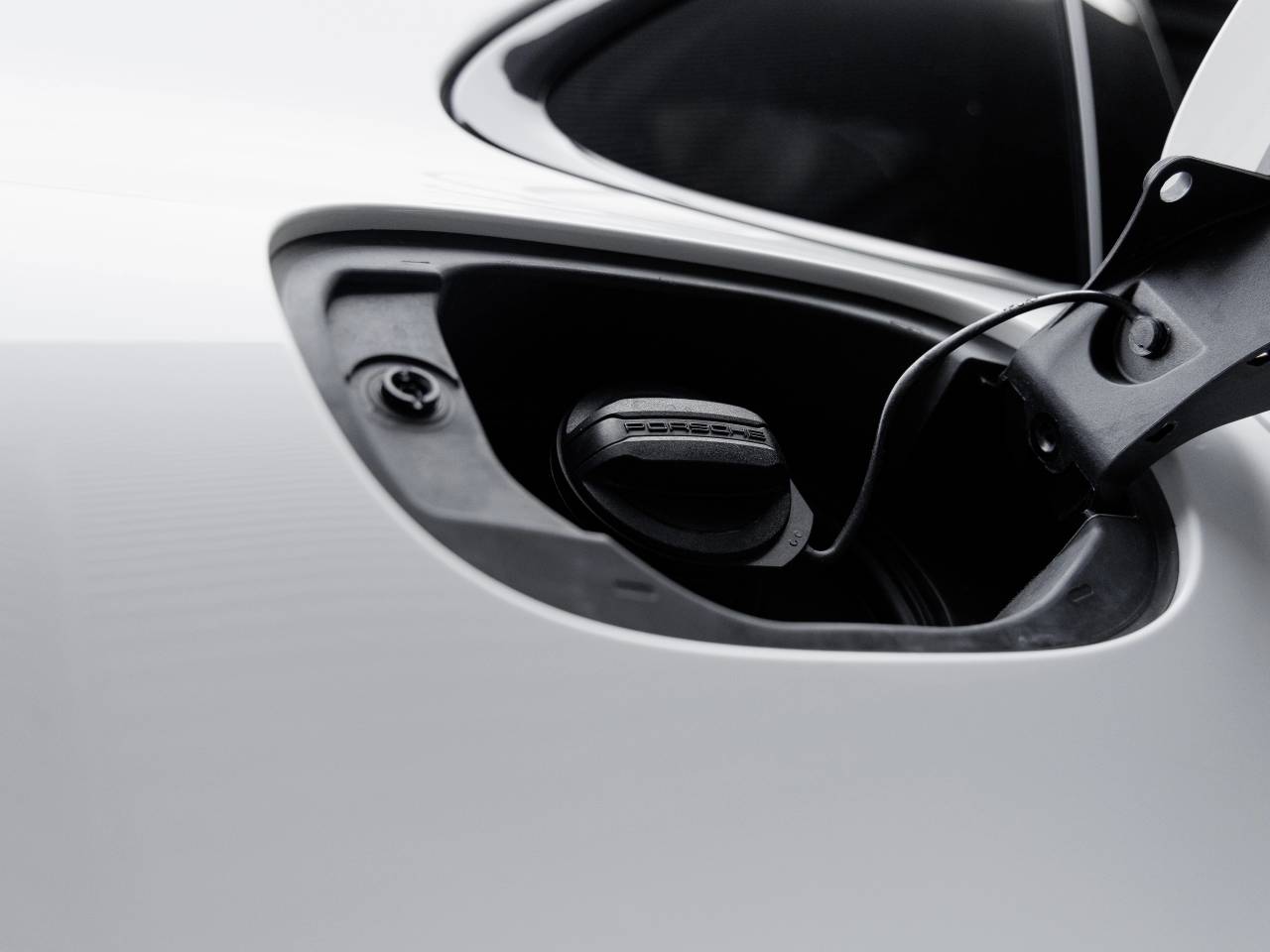 2022 Porsche Macan Macan S