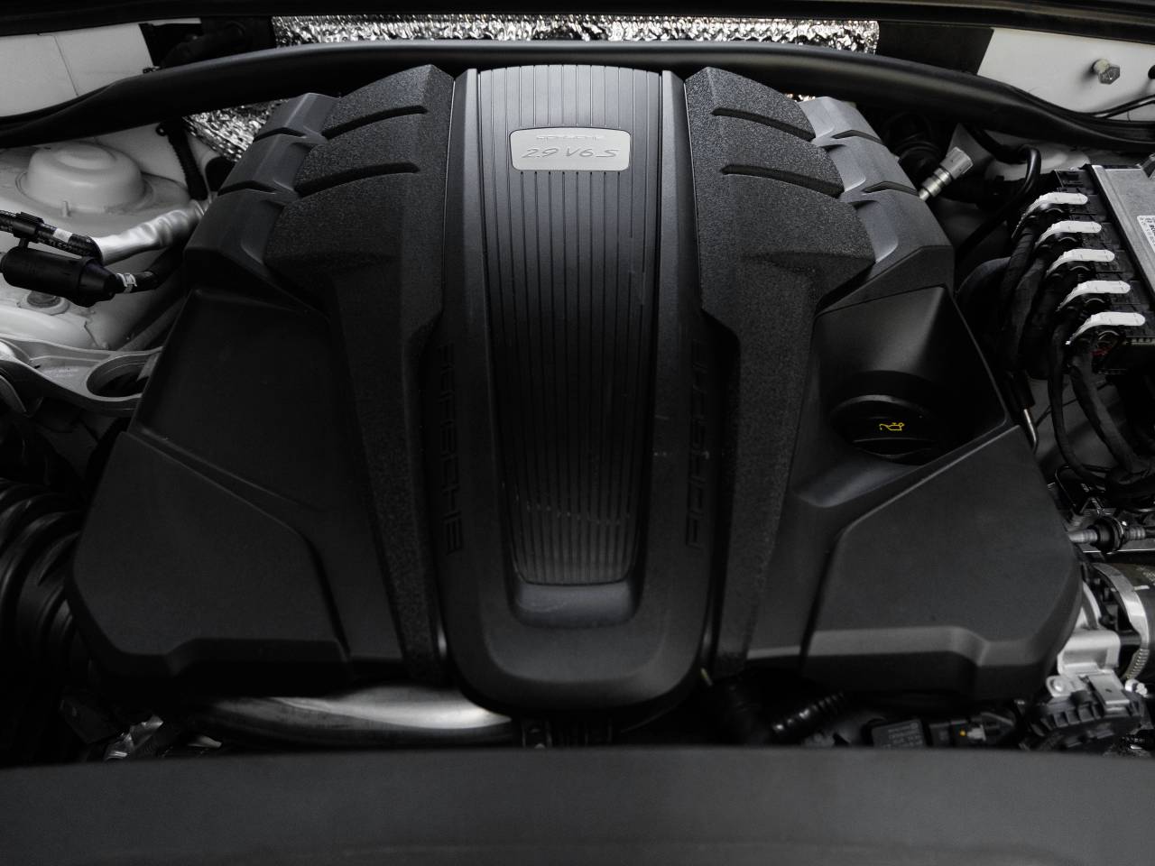2022 Porsche Macan Macan S