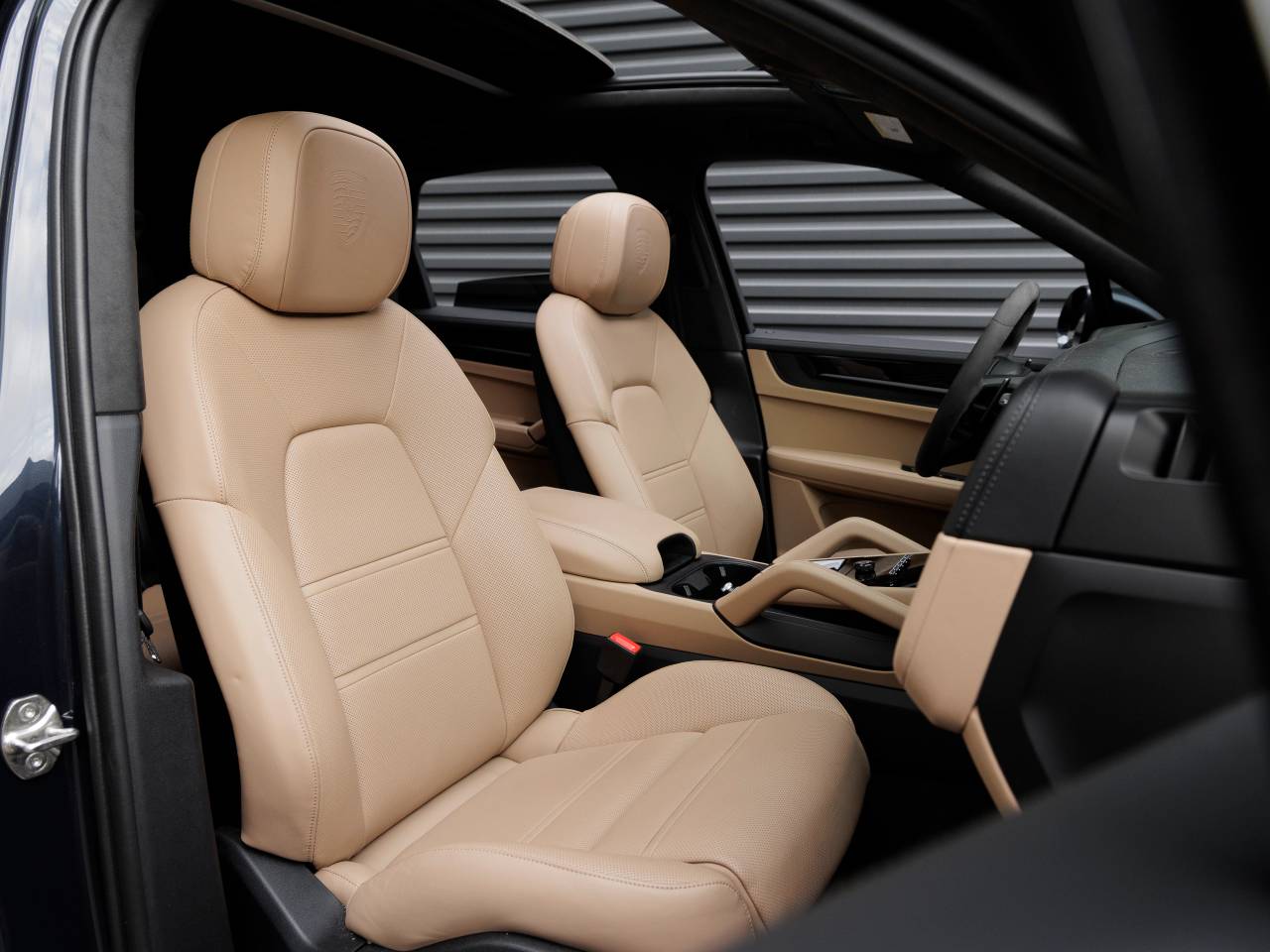 2026 Porsche Cayenne Cayenne GTS