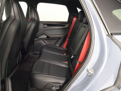 2026 Porsche Cayenne Cayenne GTS