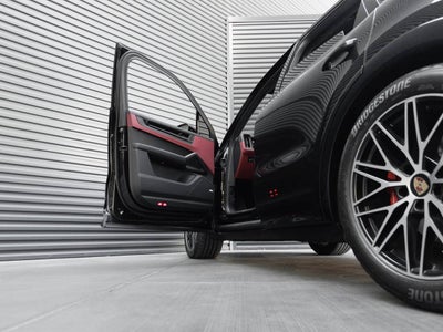 2026 Porsche Cayenne Cayenne GTS