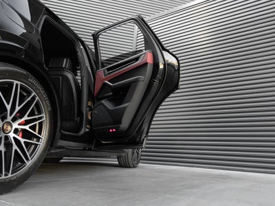 2026 Porsche Cayenne Cayenne GTS