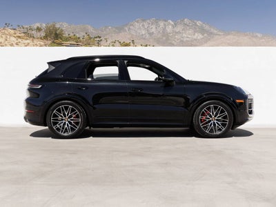 2026 Porsche Cayenne Cayenne GTS