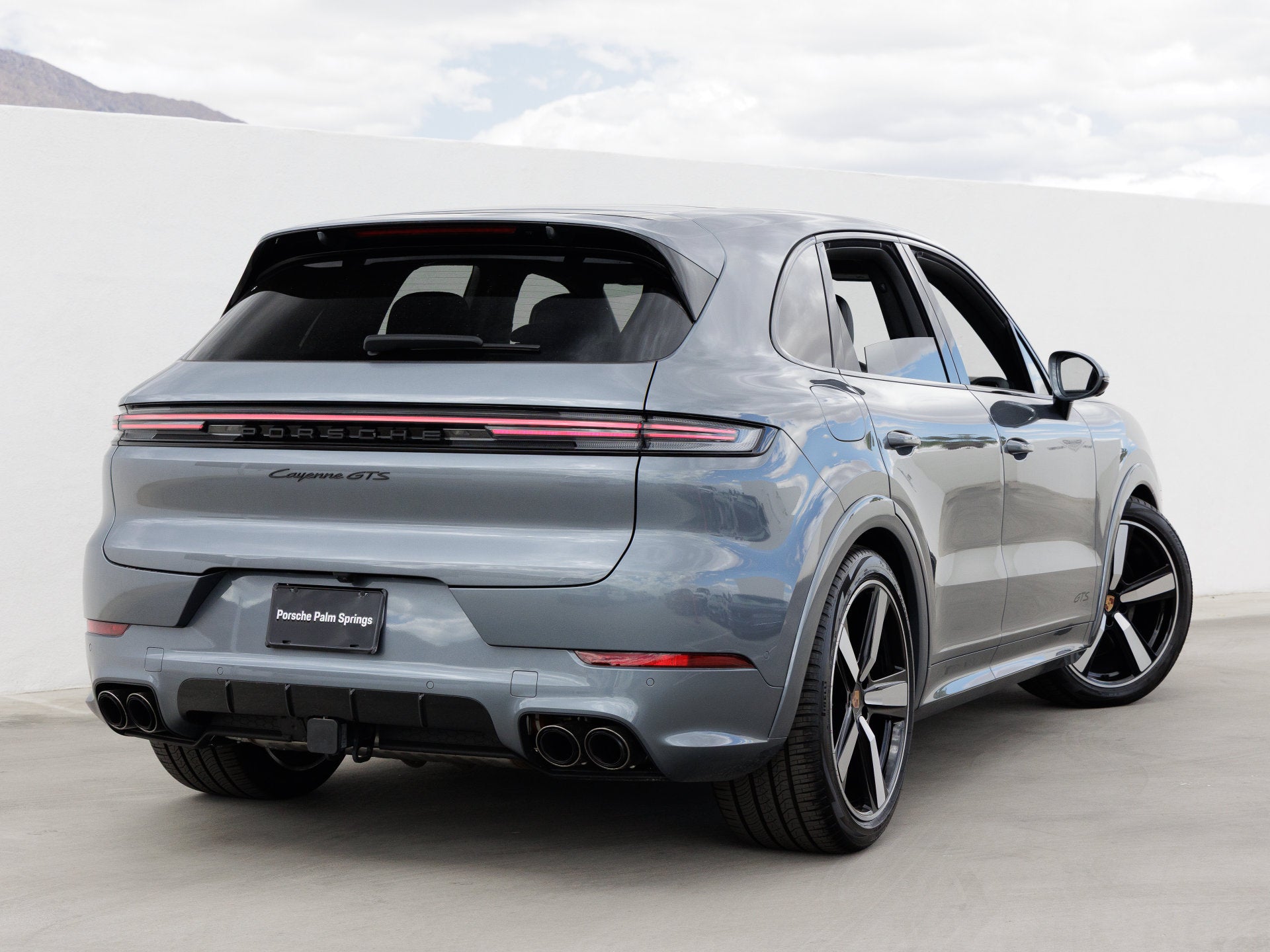 2026 Porsche Cayenne Cayenne GTS