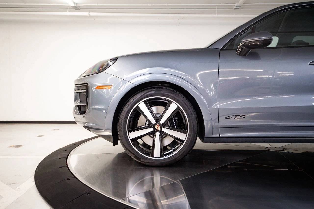 2026 Porsche Cayenne Cayenne GTS
