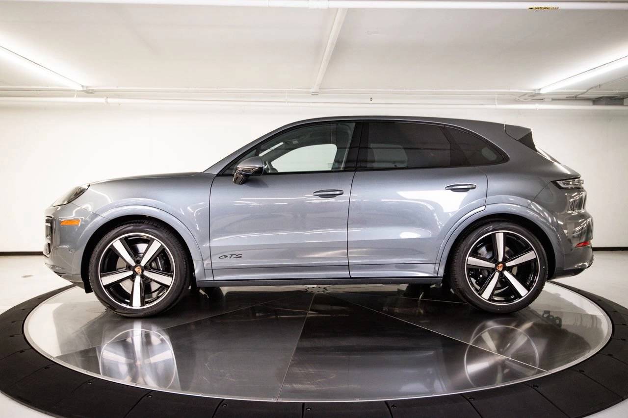 2026 Porsche Cayenne Cayenne GTS