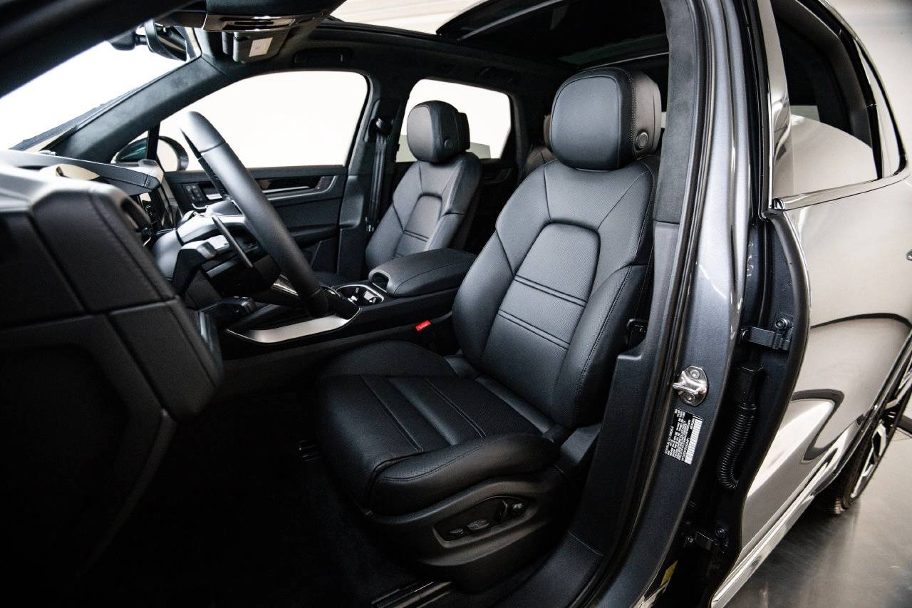 2026 Porsche Cayenne Cayenne GTS
