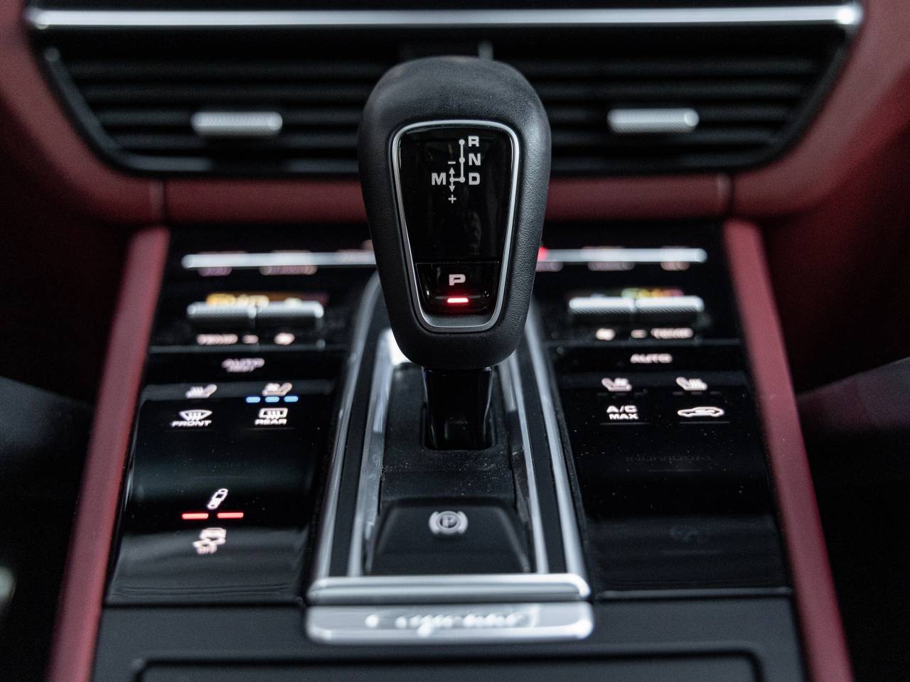 2021 Porsche Cayenne Cayenne GTS (MY21)