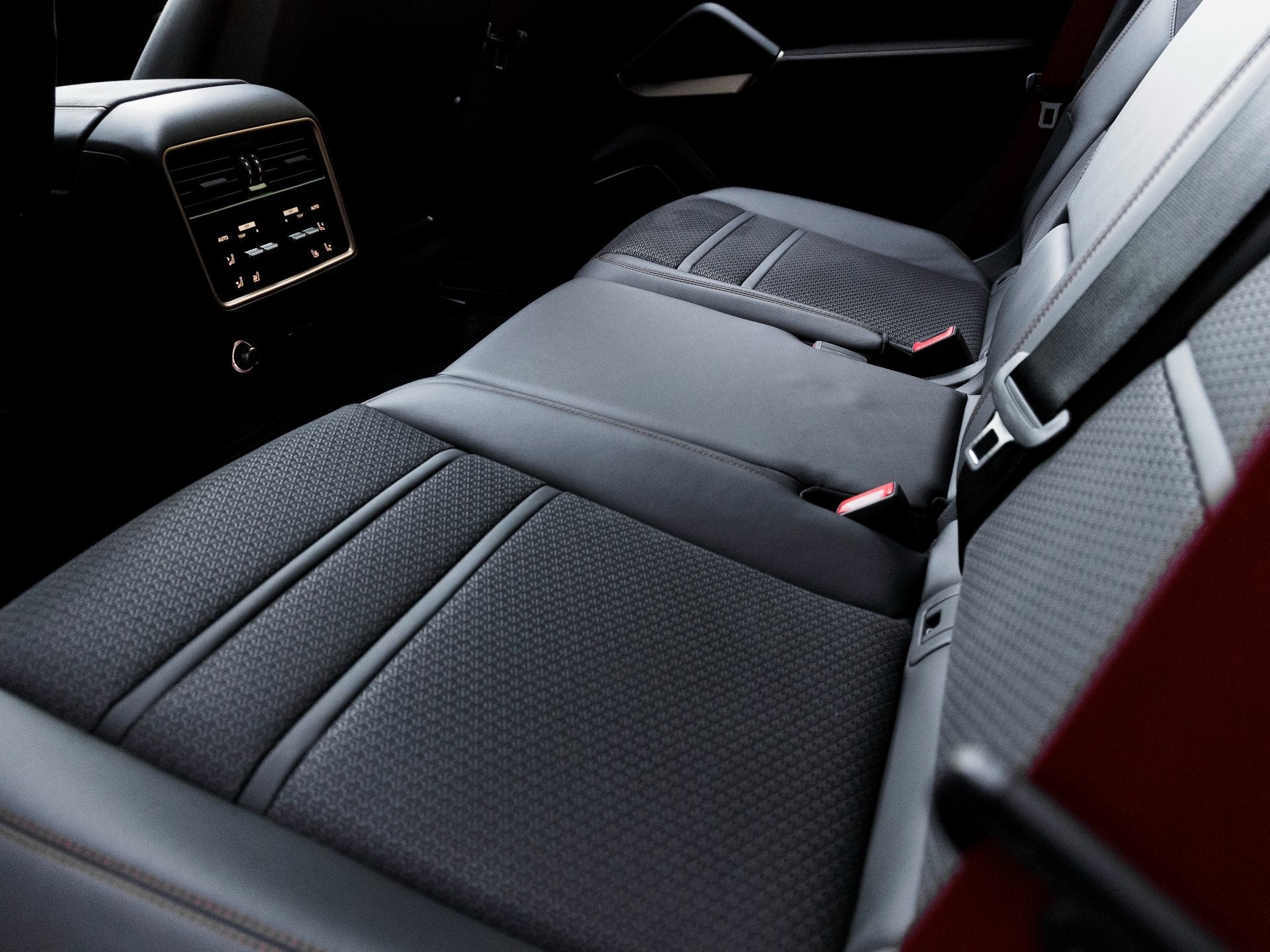 2025 Porsche Cayenne Cayenne GTS