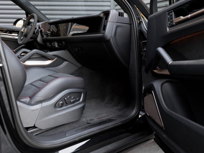 2025 Porsche Cayenne Cayenne GTS