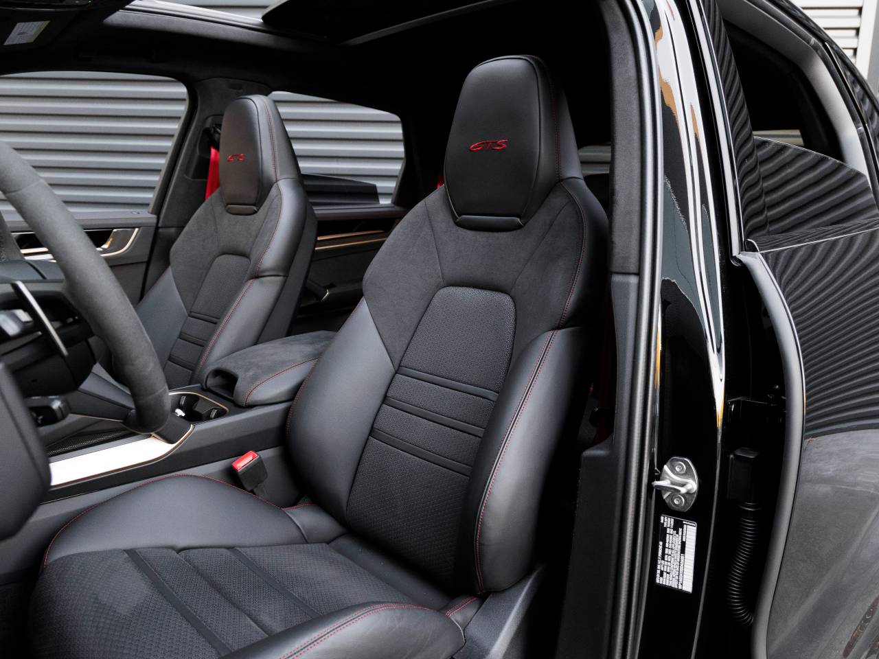 2025 Porsche Cayenne Cayenne GTS