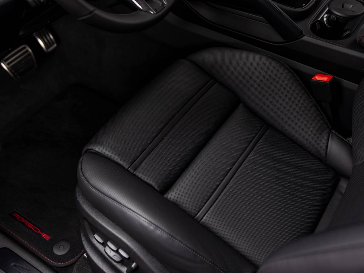 2026 Porsche Cayenne GTS