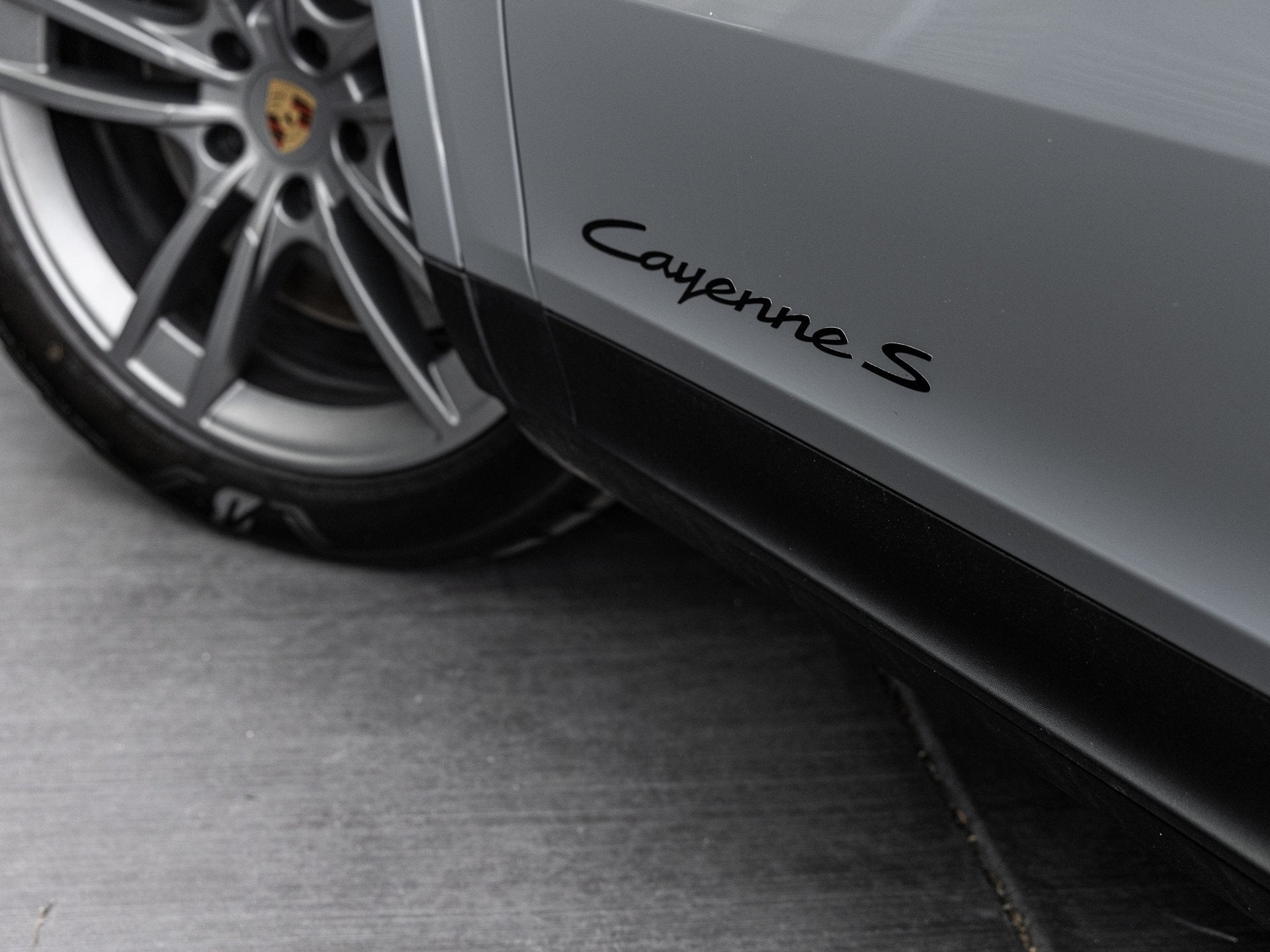 2024 Porsche Cayenne Cayenne S (MY24)