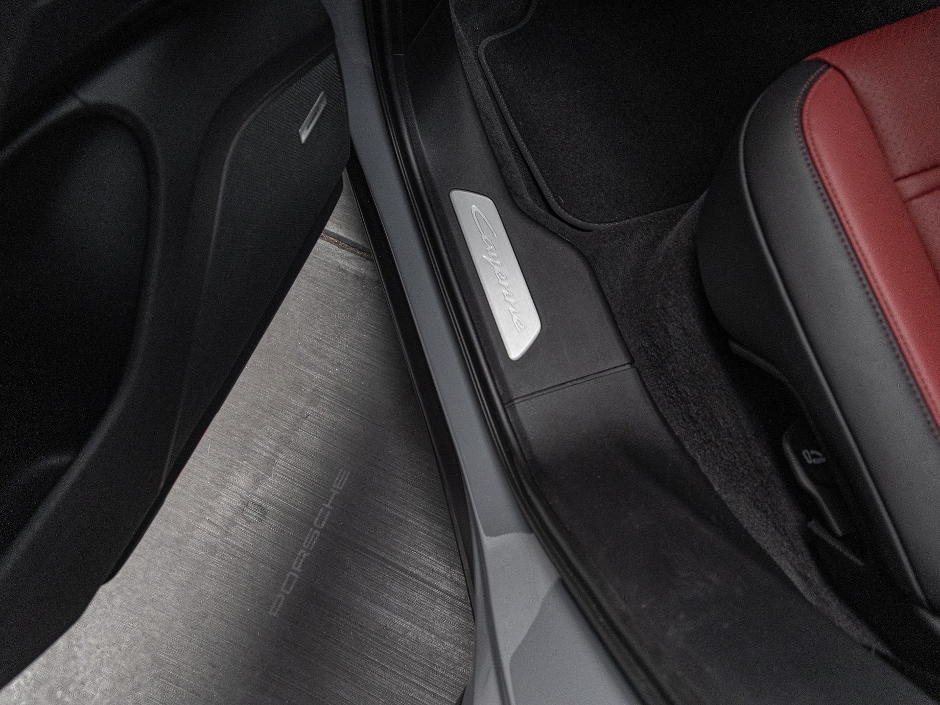 2024 Porsche Cayenne Cayenne S (MY24)