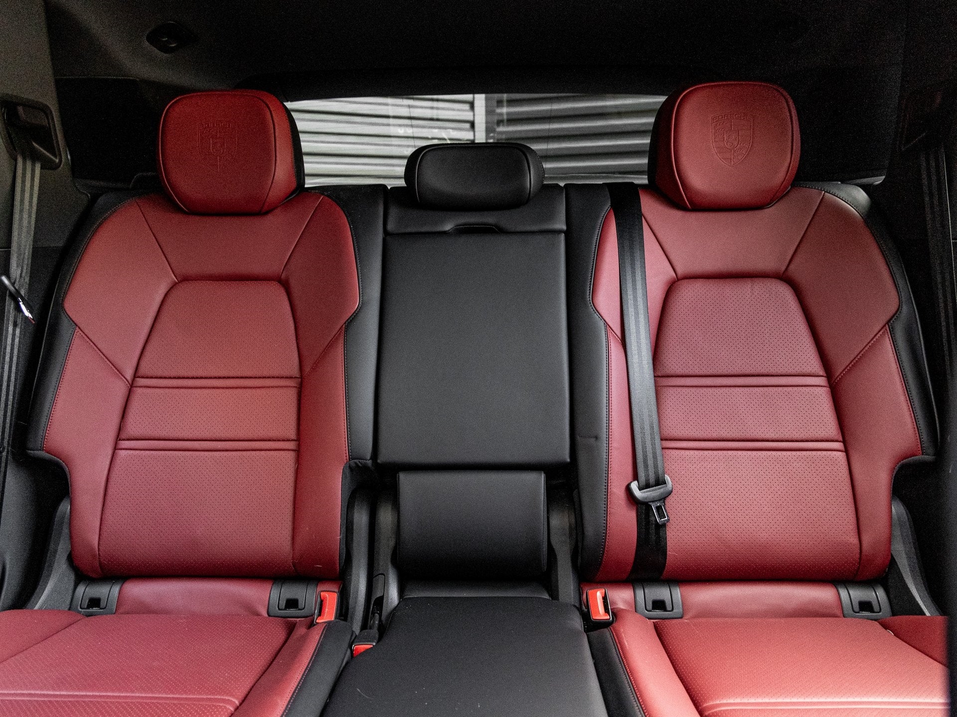 2024 Porsche Cayenne Cayenne S (MY24)