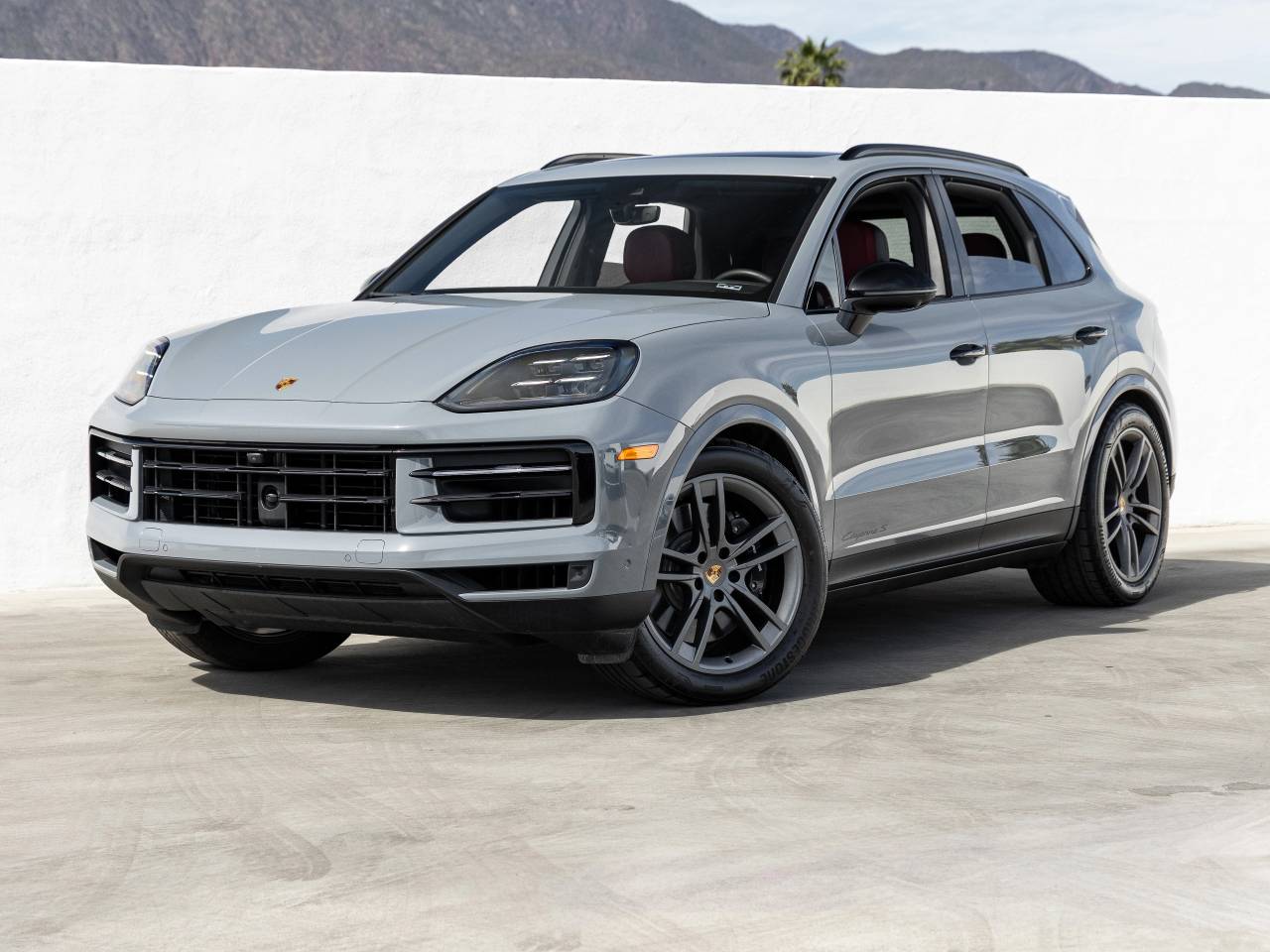 2024 Porsche Cayenne Cayenne S (MY24)