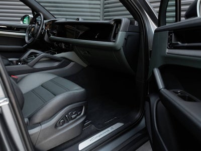 2026 Porsche Cayenne Cayenne S