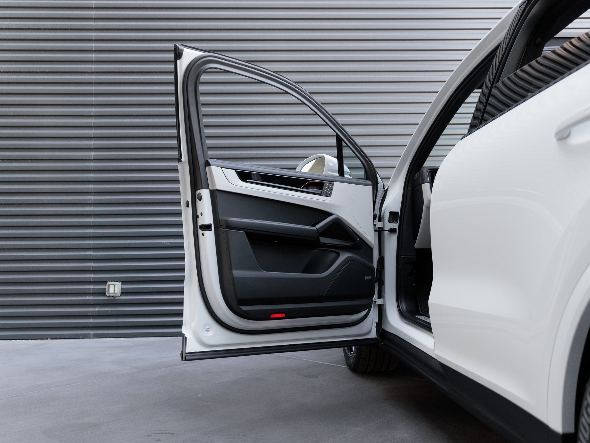 2025 Porsche Cayenne S