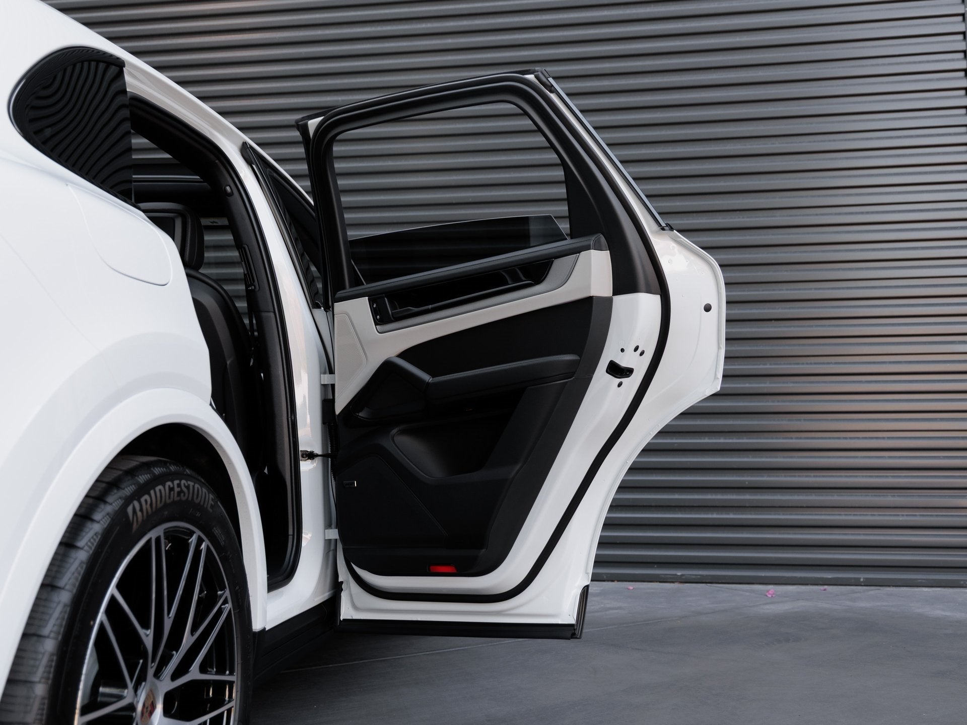 2025 Porsche Cayenne S