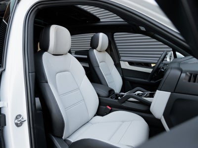 2025 Porsche Cayenne S