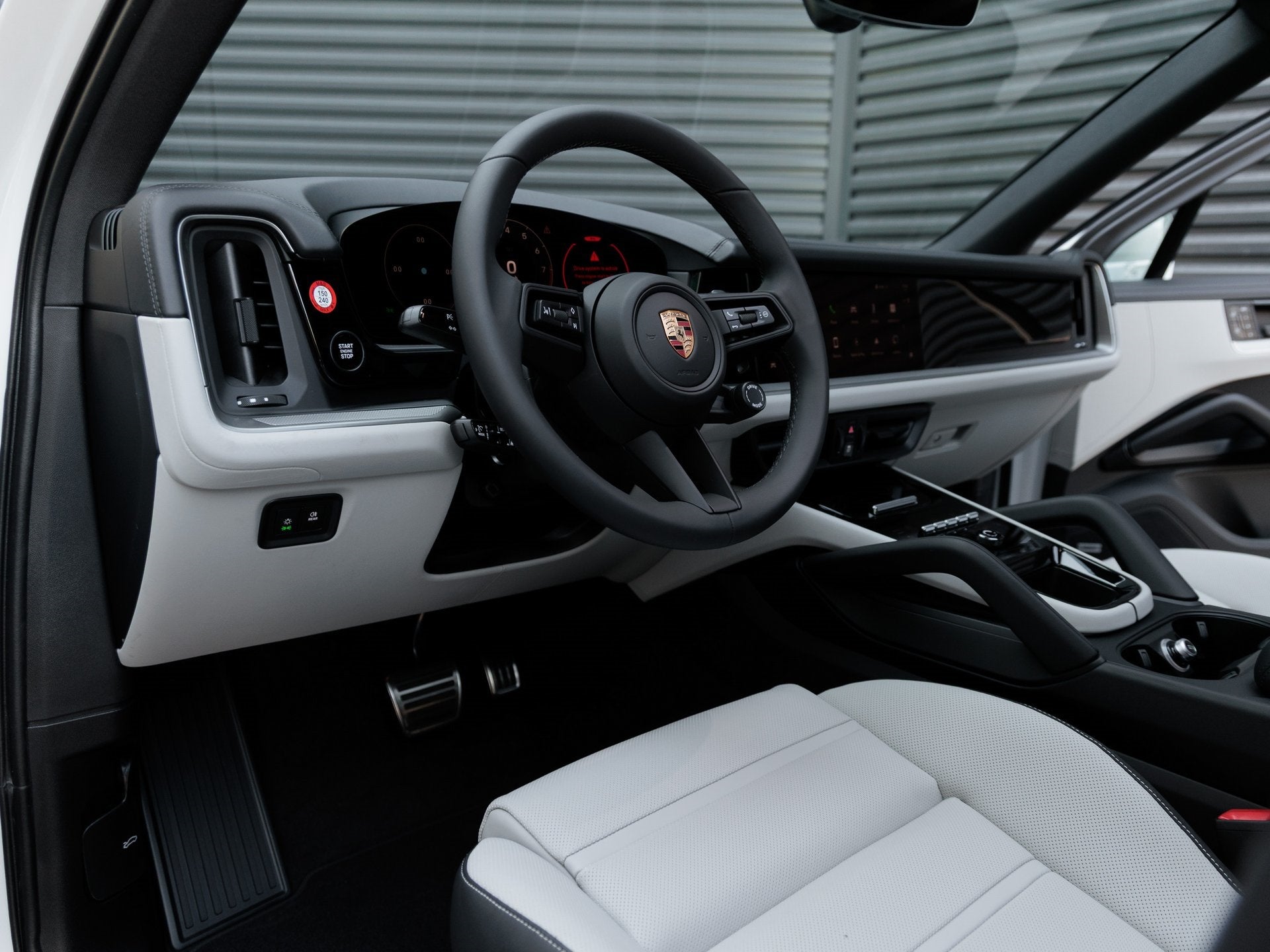 2025 Porsche Cayenne S