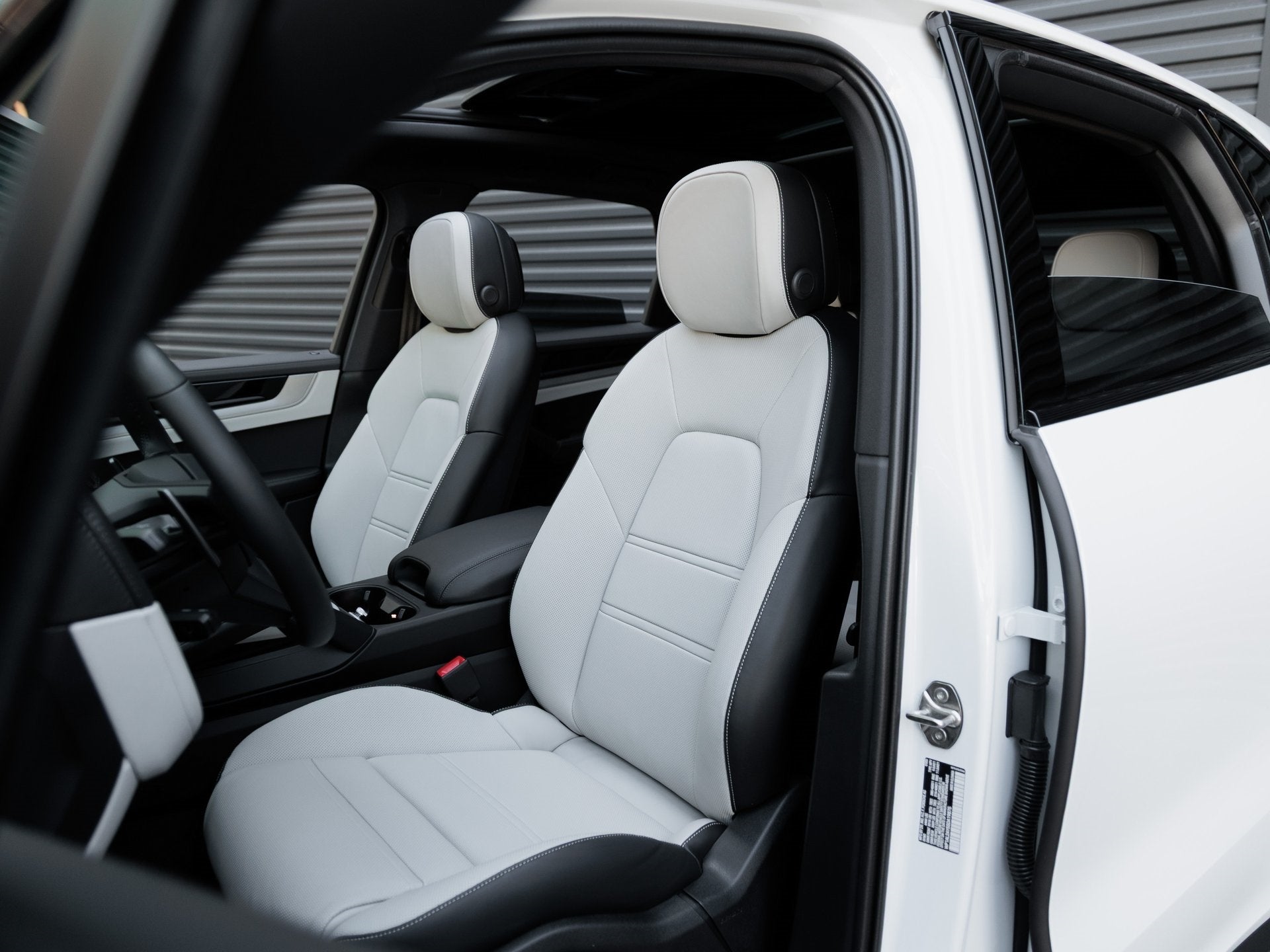 2025 Porsche Cayenne S