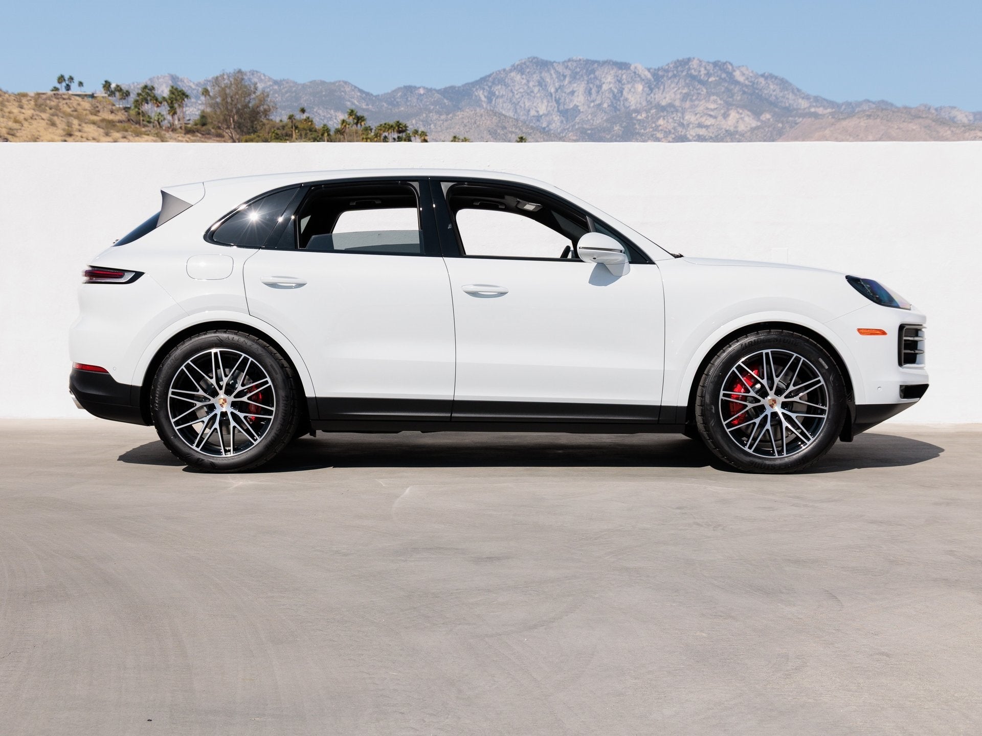 2025 Porsche Cayenne S