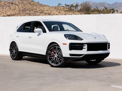 2025 Porsche Cayenne S