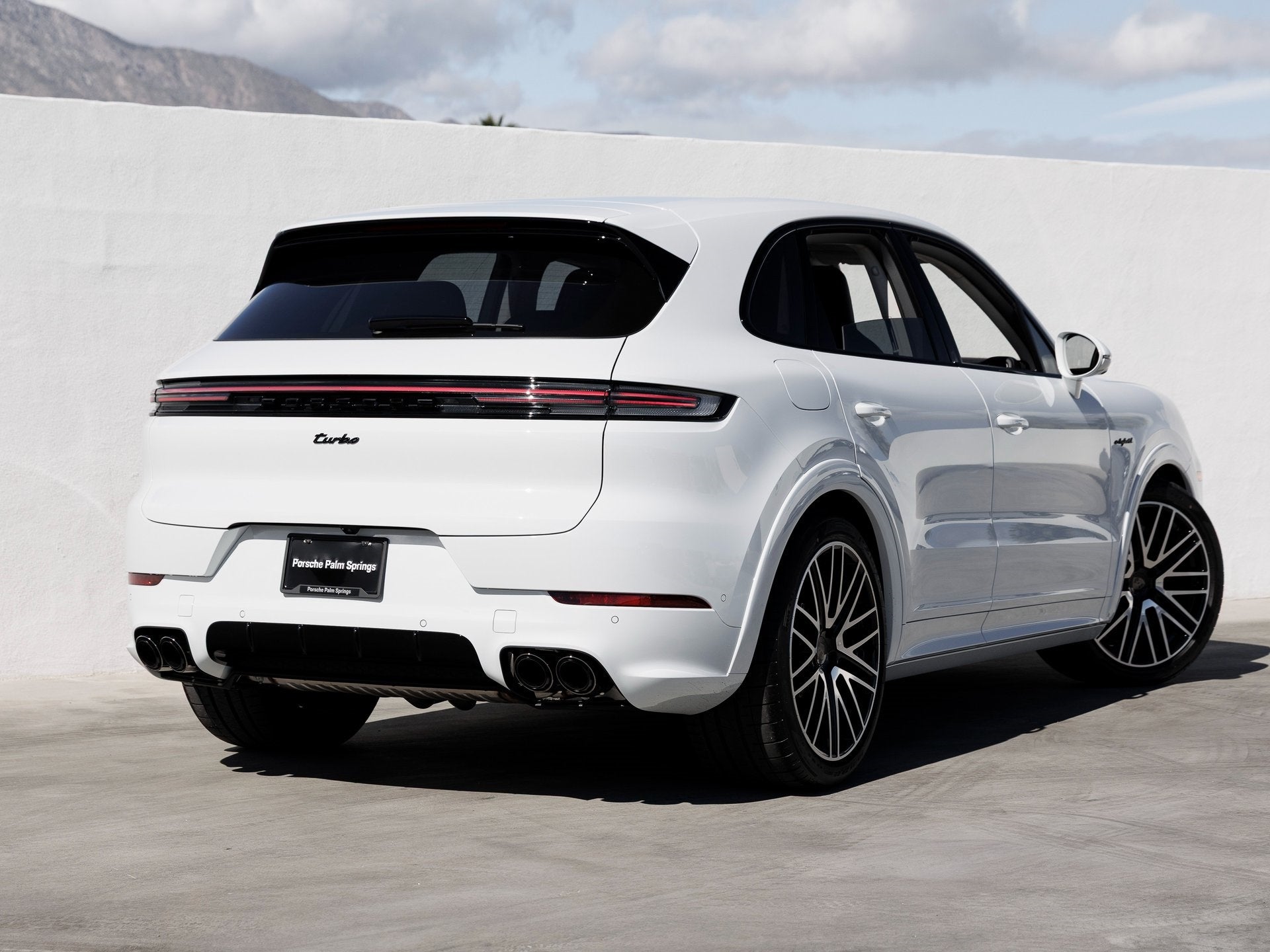 2026 Porsche Cayenne Cayenne Turbo E-Hybrid