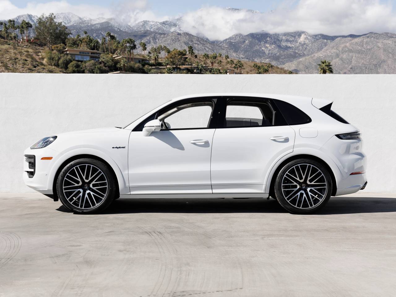 2026 Porsche Cayenne Cayenne Turbo E-Hybrid