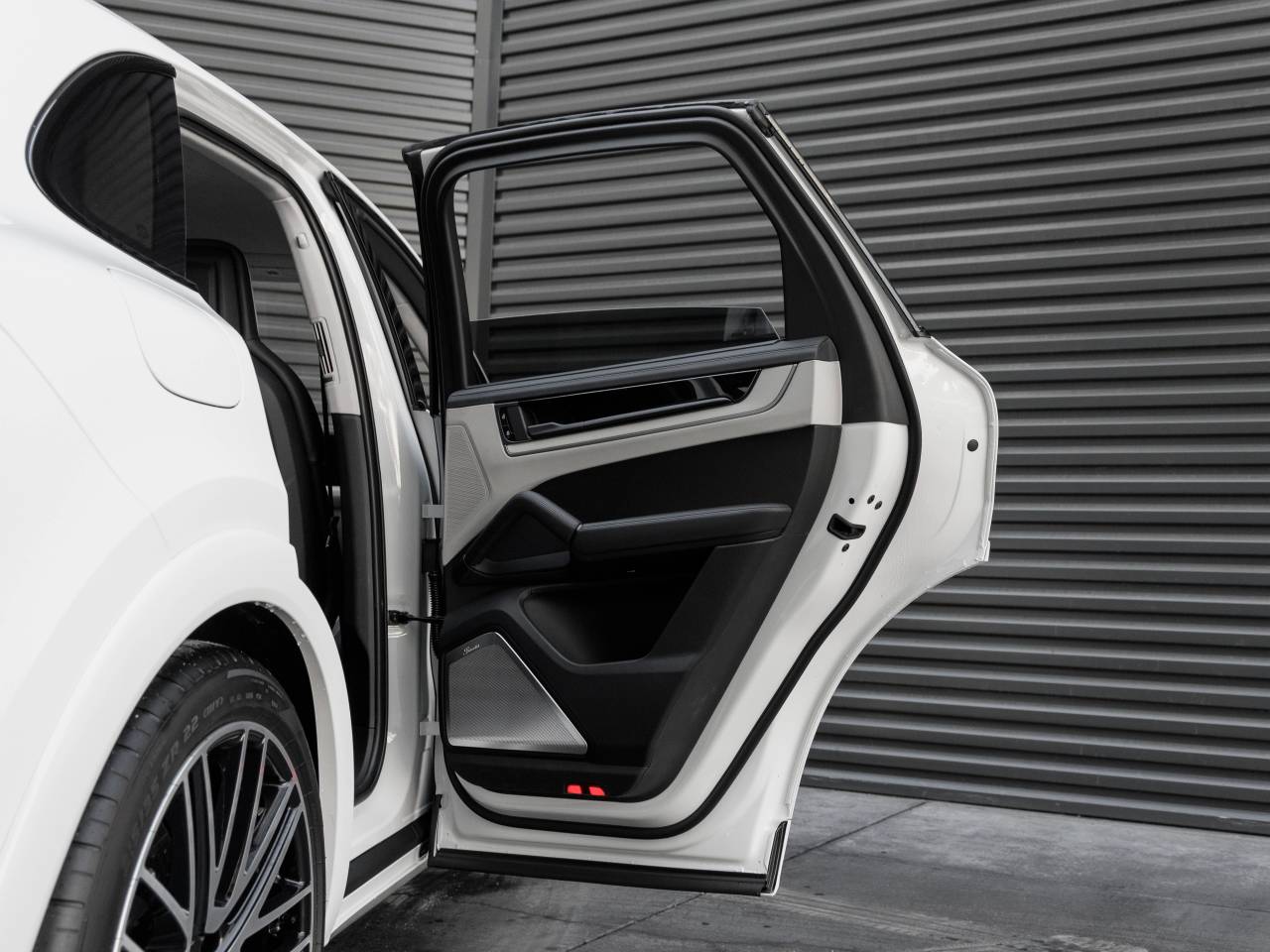 2026 Porsche Cayenne Cayenne Turbo E-Hybrid