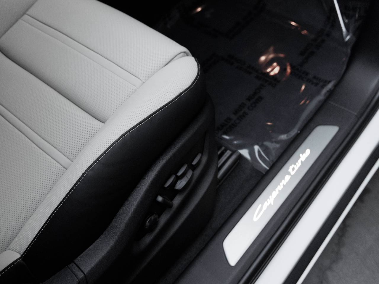 2026 Porsche Cayenne Cayenne Turbo E-Hybrid