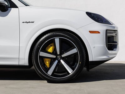 2026 Porsche Cayenne Cayenne Turbo E-Hybrid