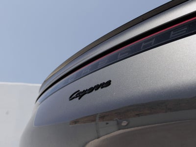 2022 Porsche Cayenne Cayenne Coupe