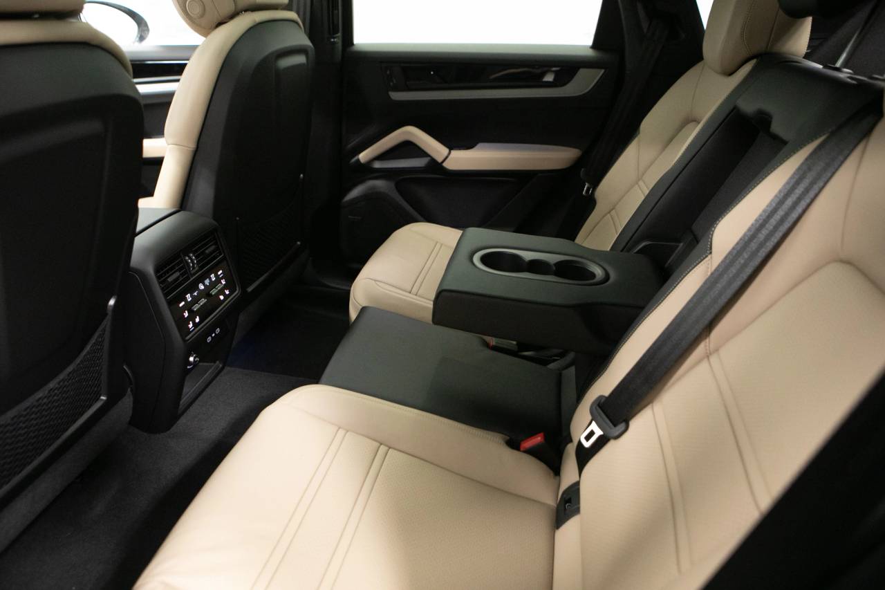 2026 Porsche Cayenne Cayenne Coupe