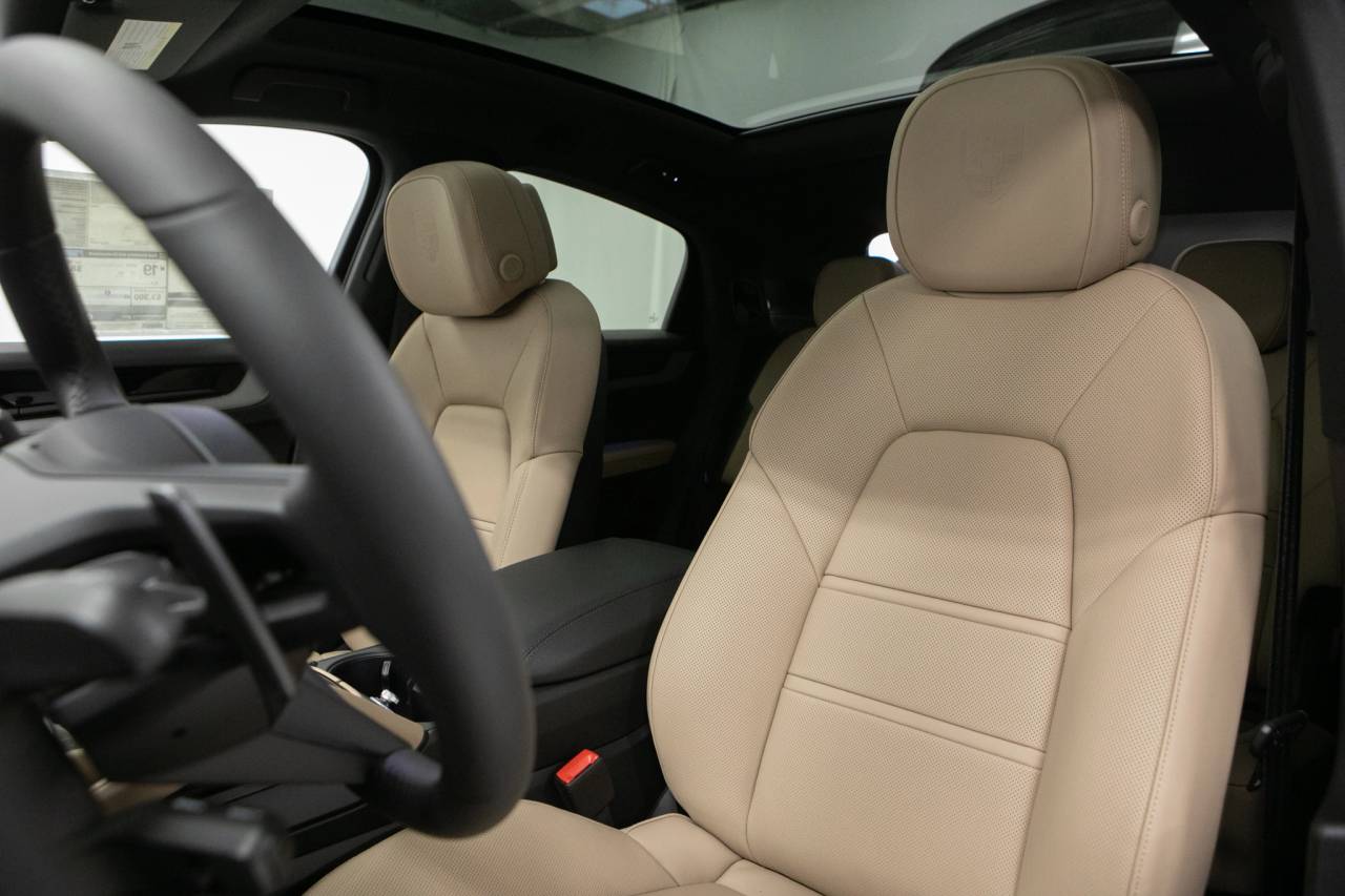 2026 Porsche Cayenne Cayenne Coupe