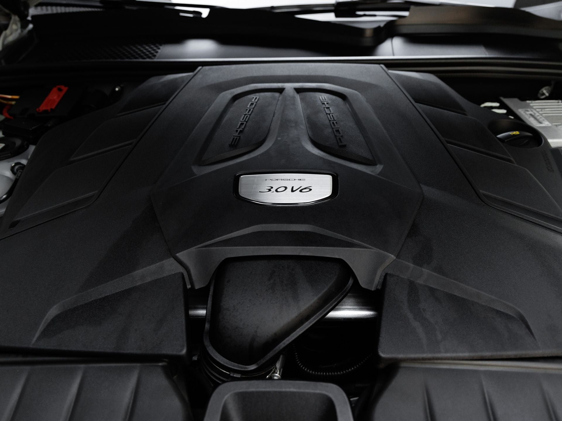 2023 Porsche Cayenne Cayenne Coupe Platinum Edition