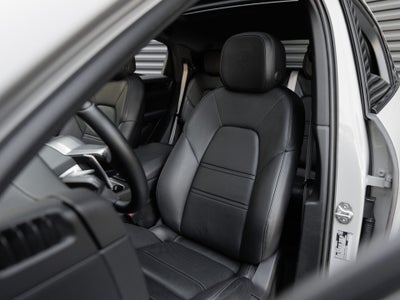 2023 Porsche Cayenne Cayenne Coupe Platinum Edition